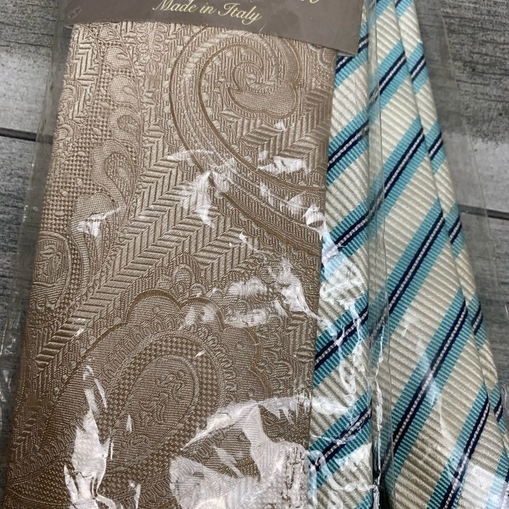 {Austin Reed} tie set - Picture 4 of 6